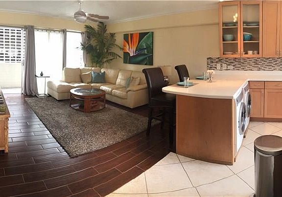 5th image of 320 Ainakea Way APT 402