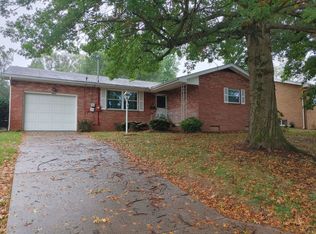 2810 16th Ave, Vienna, WV 26105