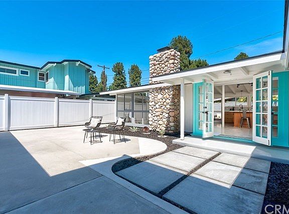 3rd image of 3030 Karen Ave