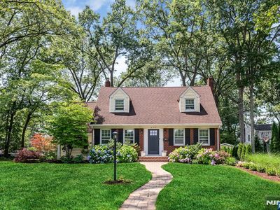 377 Dartmouth St, Wyckoff, NJ, 07481