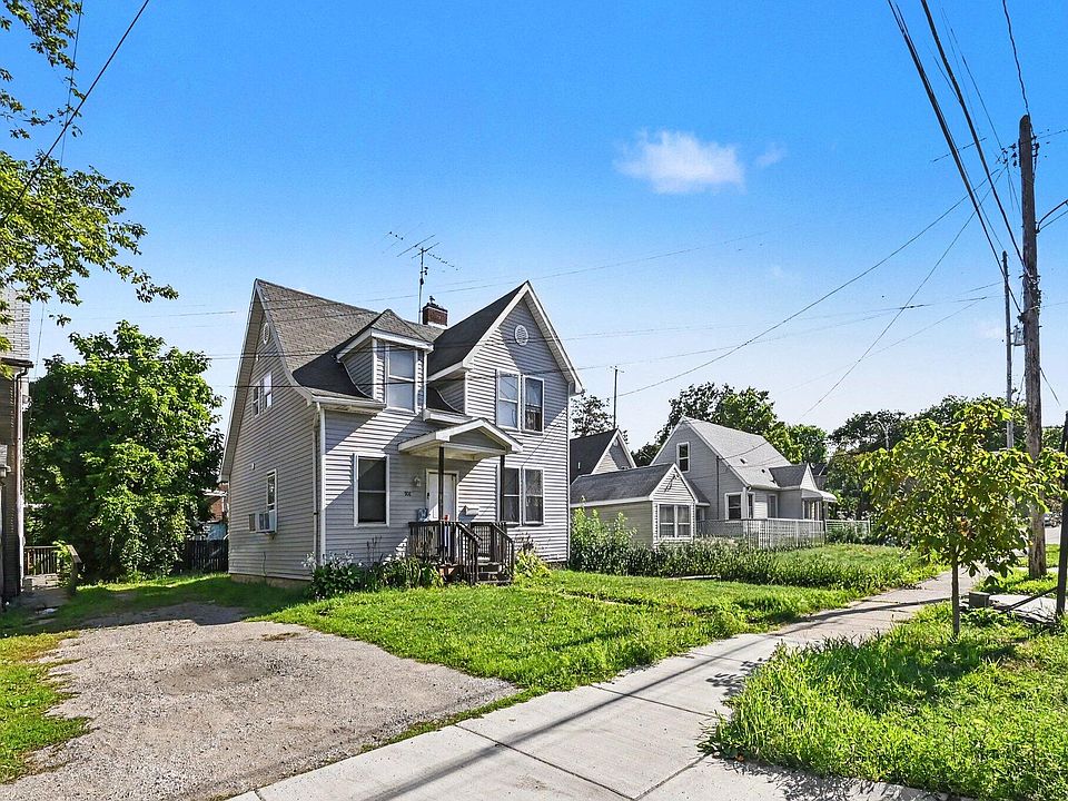 1st image of 908 W Lapeer St