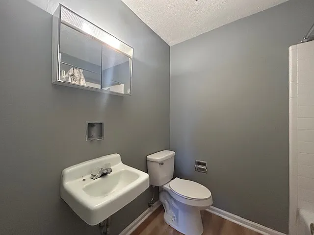 4 bed, 1364 sqft, $1,850 — Photo 3
