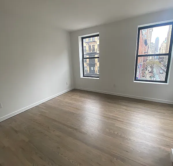 92 Court St #3 — Photo 3