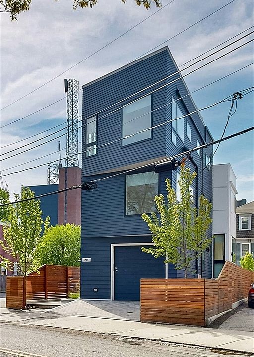 1st image of 213 3rd St