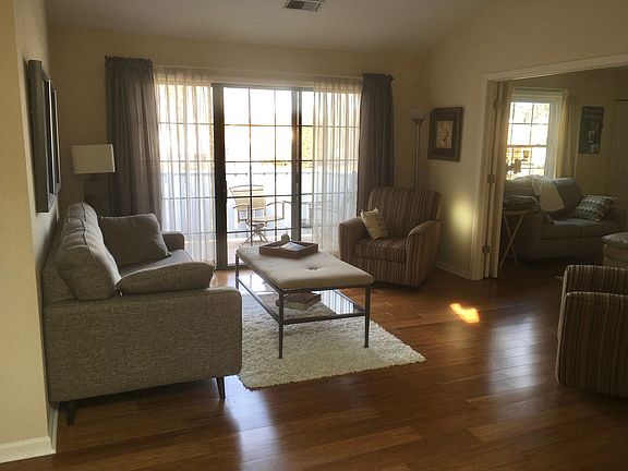 2nd image of 1917 Ardmore Ln APT C