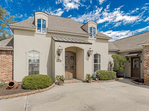 37170 Lakeshore Ave, Prairieville, LA 70769