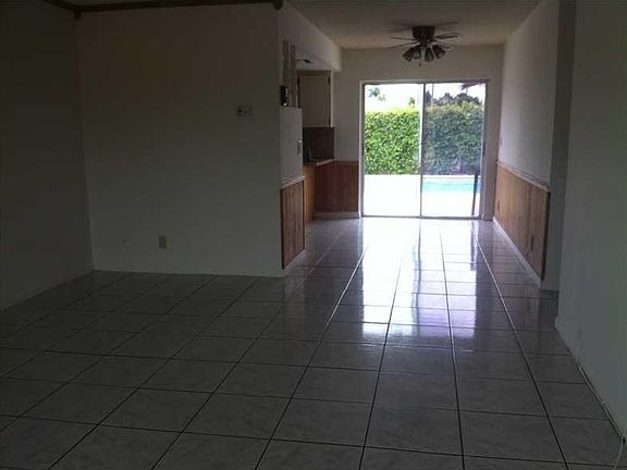5th image of 913 S 12th St
