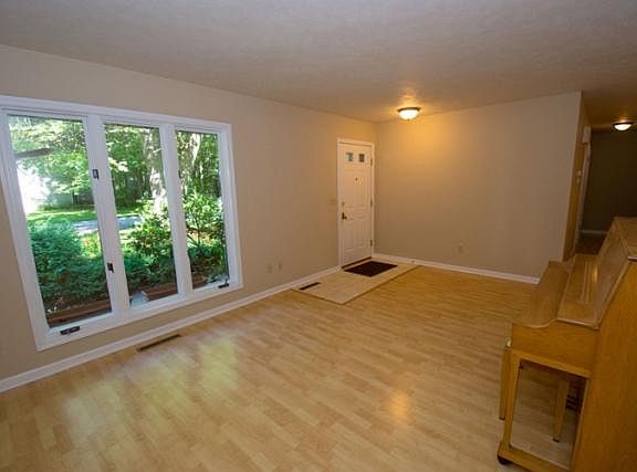 3rd image of 51472 Crooked Oak Dr