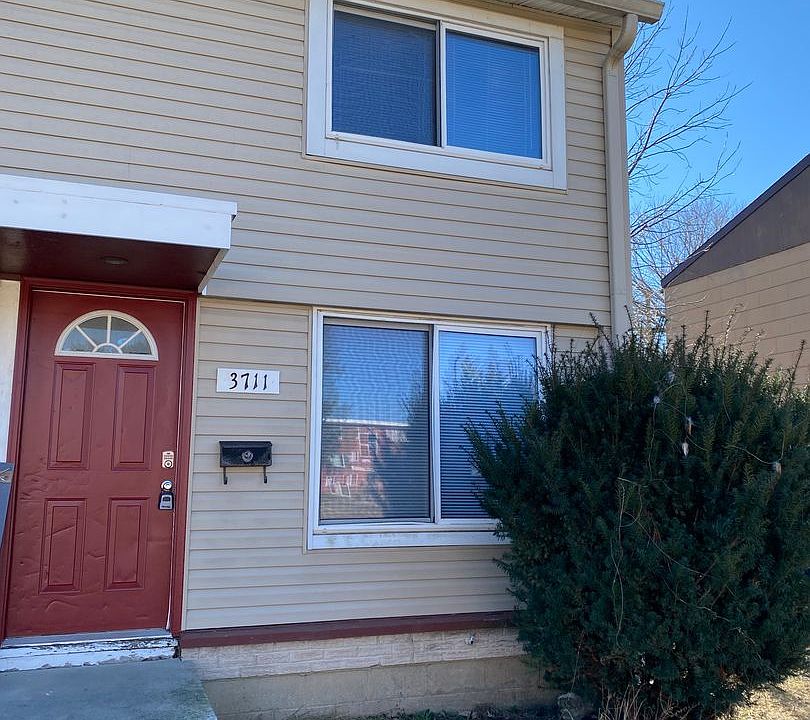 1st image of 3709-3711 Briggs Rd