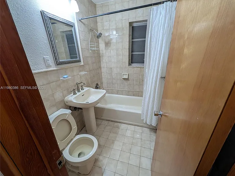 1037 SW 76th Ave #1037 — Photo 15