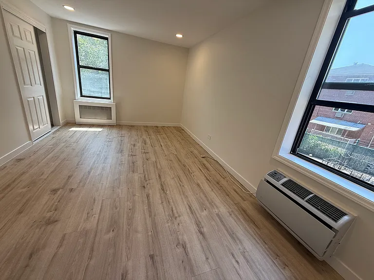 2800 Coyle St #4 — Photo 11