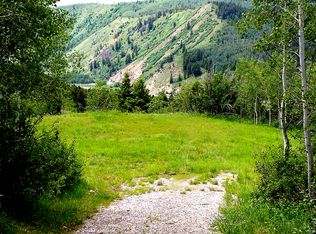 960 Hillside Loop Rd, Thayne, WY 83127