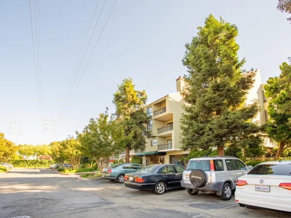 2200 Agnew Rd APT 210, Santa Clara, CA 95054