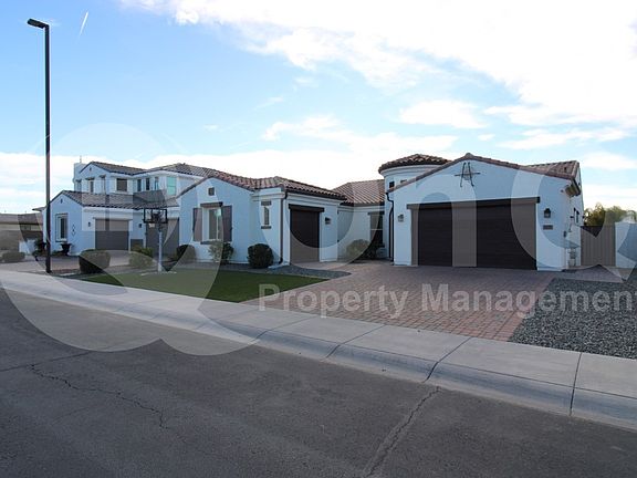 2nd image of 3835 E Carob Dr