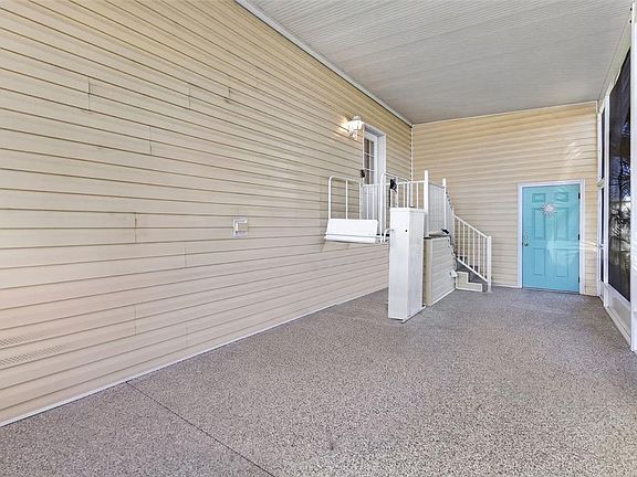 4th image of 530 SAN CLEMENTE CIRCLE