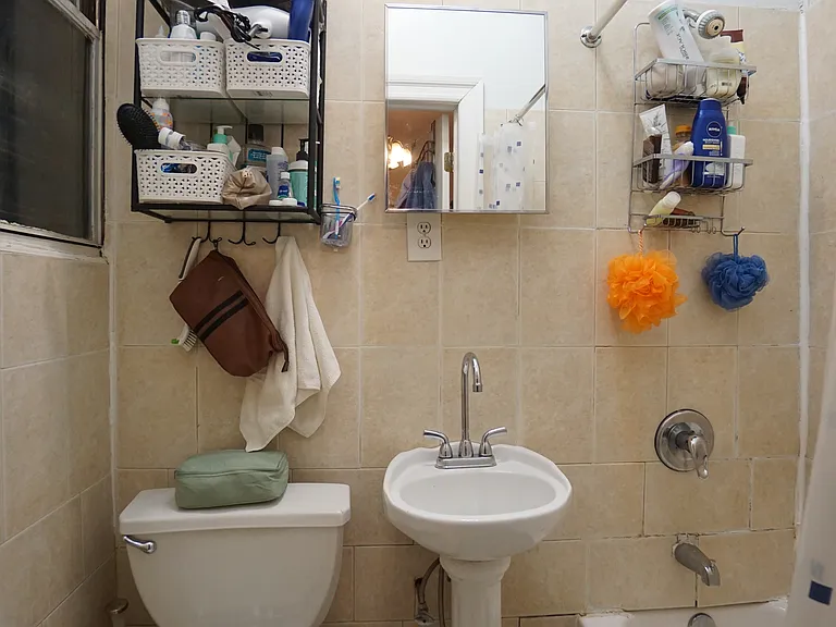 114 Walton St #7 — Photo 7
