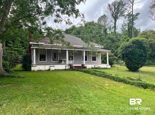 525 N Mount Pleasant Ave, Monroeville, AL 36460