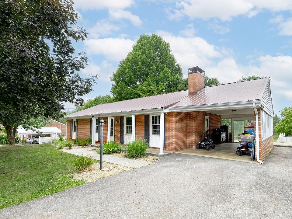 1st image of 1106 Roundtree Dr