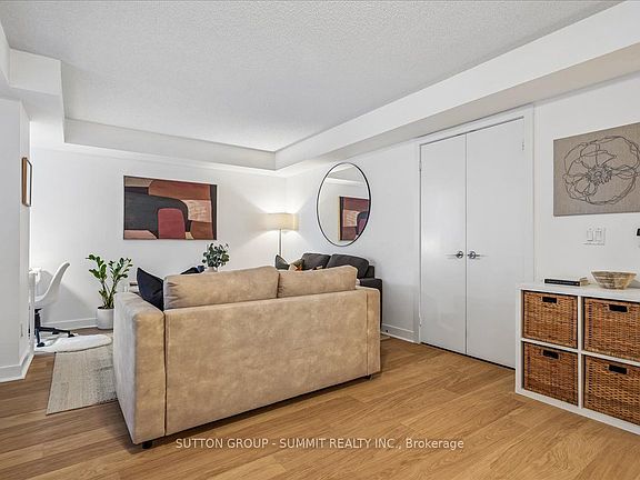 4th image of 100 Western Battery Rd #1012