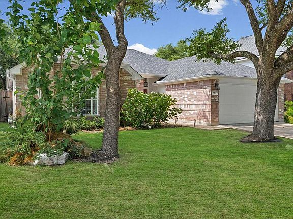 4th image of 2312 Mockingbird Dr