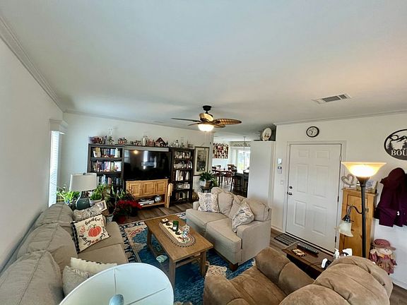3rd image of 34894 Minnow Ln