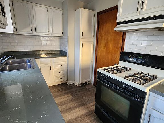 5th image of 29704 Robert St