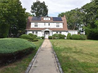 144 Hilton Ave, Hempstead, NY 11550