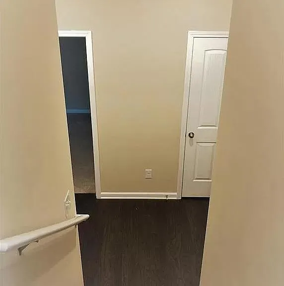 to basement bedroom stairs 2/2
