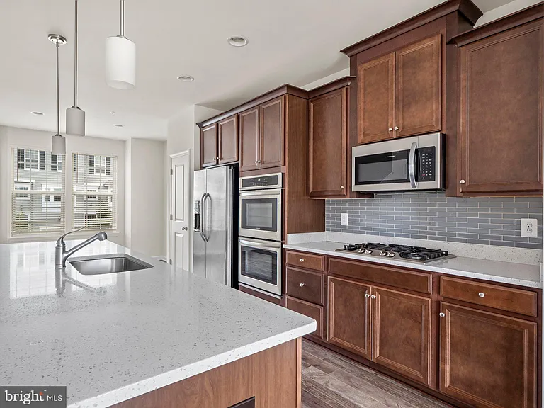 43706 Winterberry Way — Photo 7