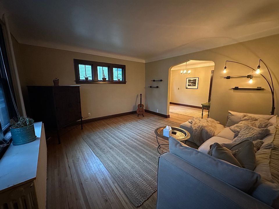 1st image of 534 Marshall Ave APT 1