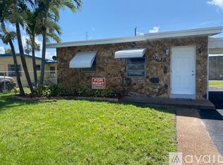 1776 Lauderdale Manor Dr, Fort Lauderdale, FL 33311