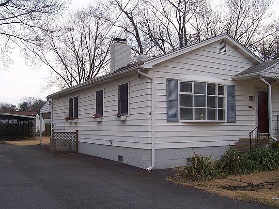 Extra Long And Wide Driveway