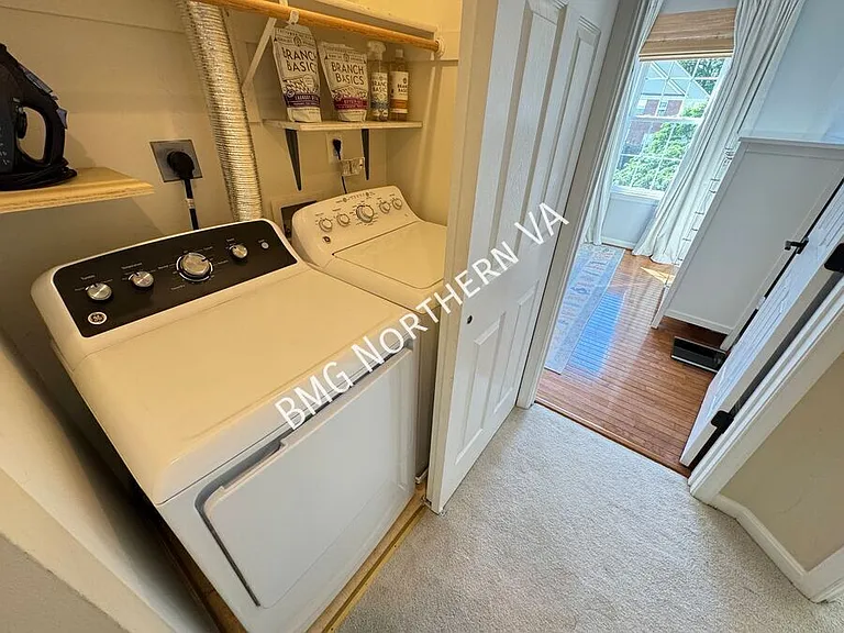 5654 Governors Pond Cir — Photo 35