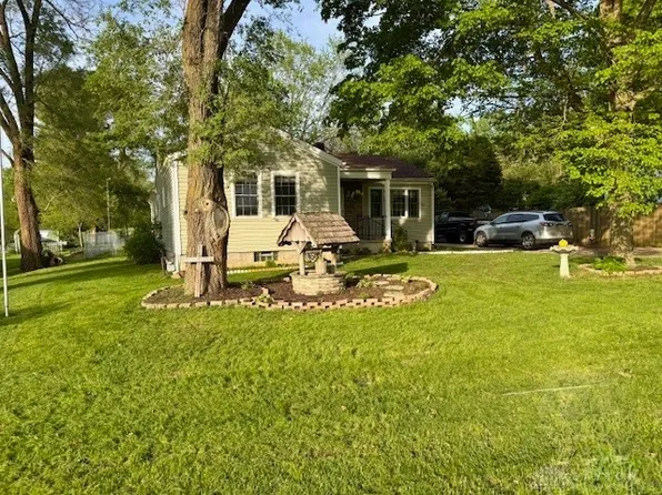 105 Vine St, Spring Valley, OH 45370