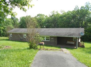 600 Whispering Pine Cir, Clarkson, KY 42726