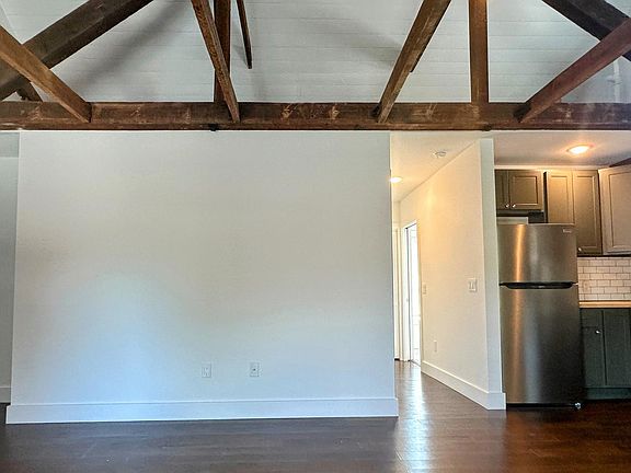 3rd image of 75 Vineyard Ave #A