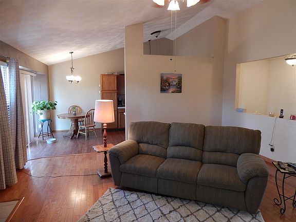 5th image of 2059 Wyndham Ln