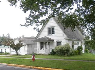 243 2nd St, Benton, WI 53803