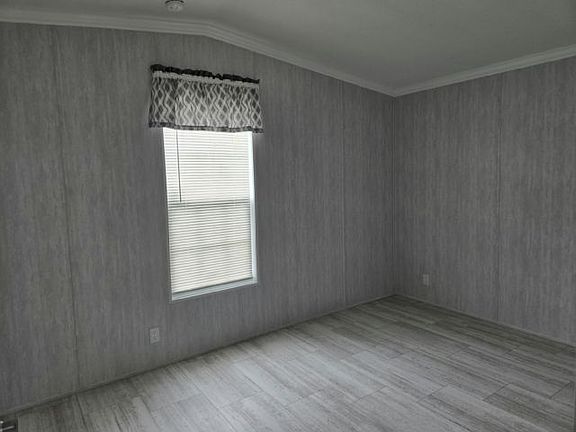 5th image of 3301 58th Ave N Lot 409