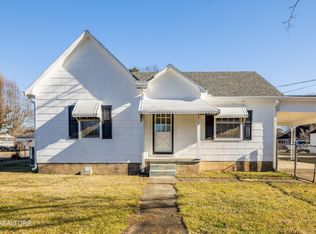 9 Lee St, Niota, TN 37826
