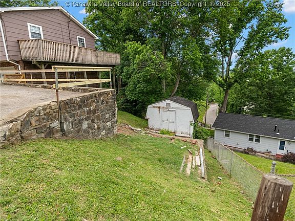 5th image of 4814 Hickory St