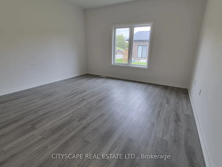 550 Grey St #28 — Photo 27
