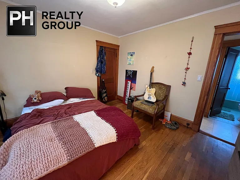 385 Arlington St #1 — Photo 9
