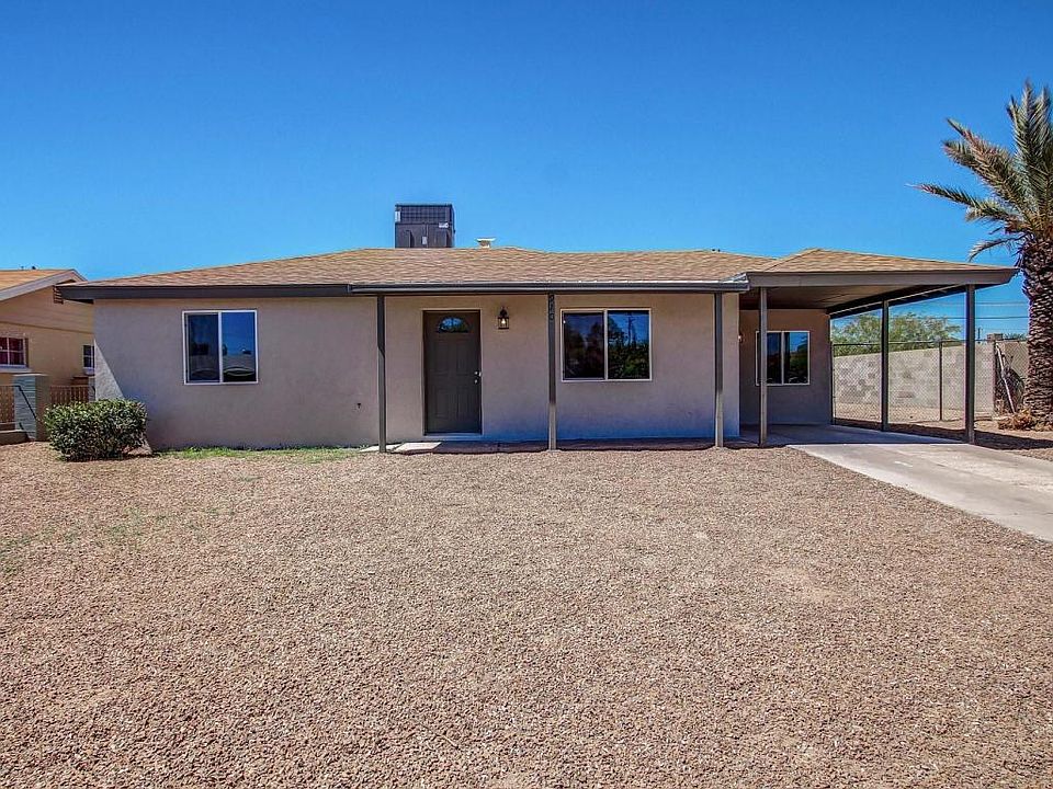 1st image of 910 W Calle De Casas Lindas