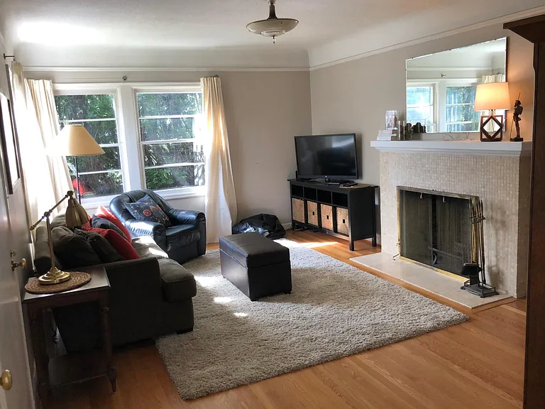 4417 SE Crystal Springs Blvd — Photo 13