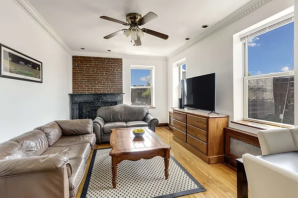 Rented by Compass | media 8