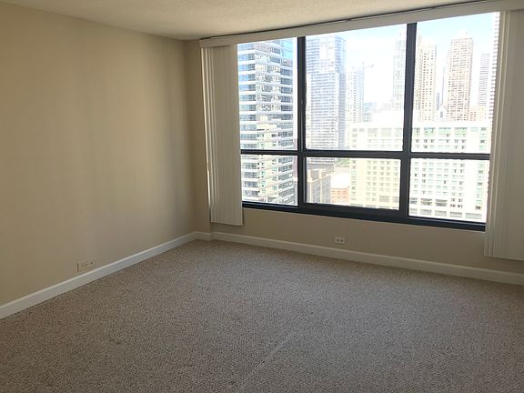 3rd image of 405 N Wabash Ave Unit 2015
