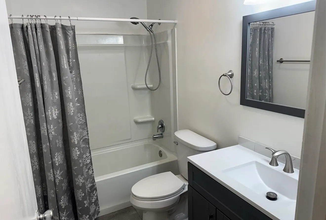 4107 Lake Rockwell Rd — Photo 3