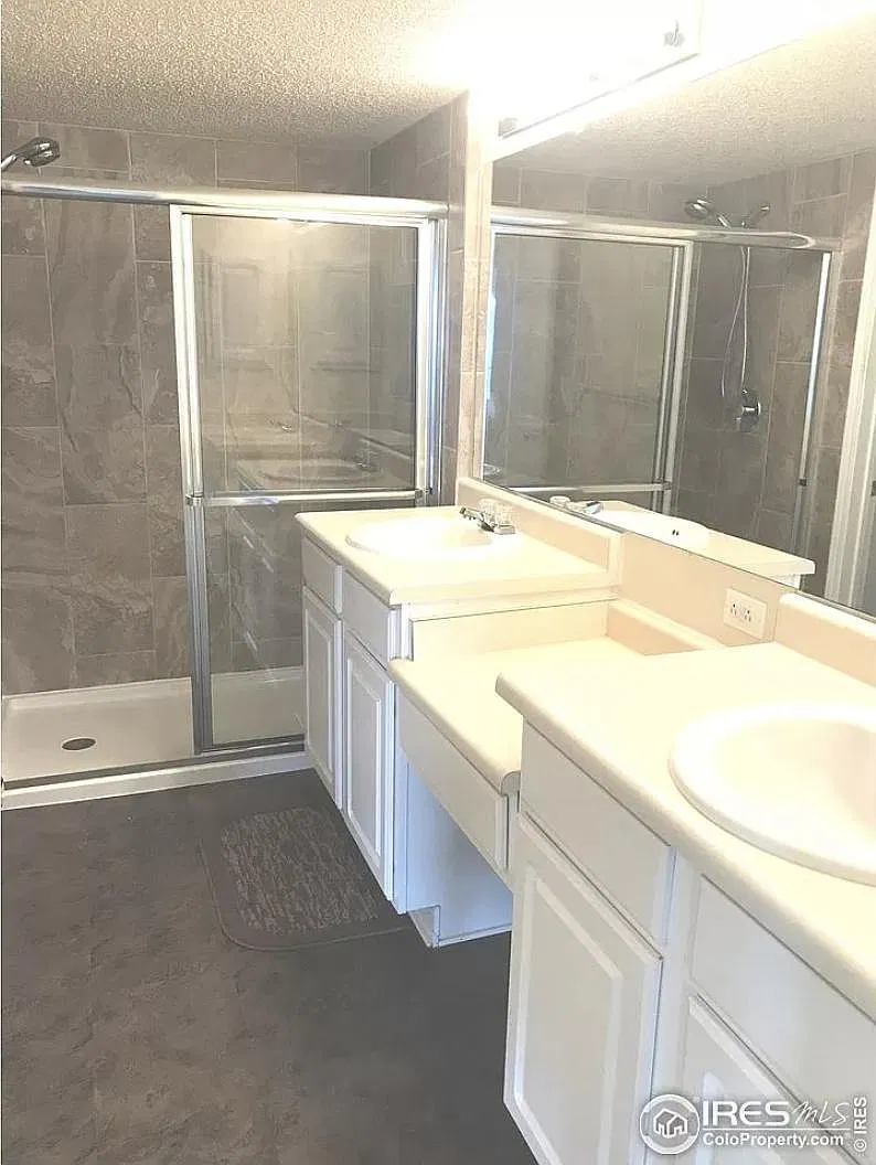 2 bed, 1224 sqft, $1,995 — Photo 2