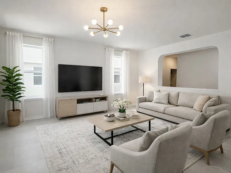 15346 Oceanus Dr — Photo 2